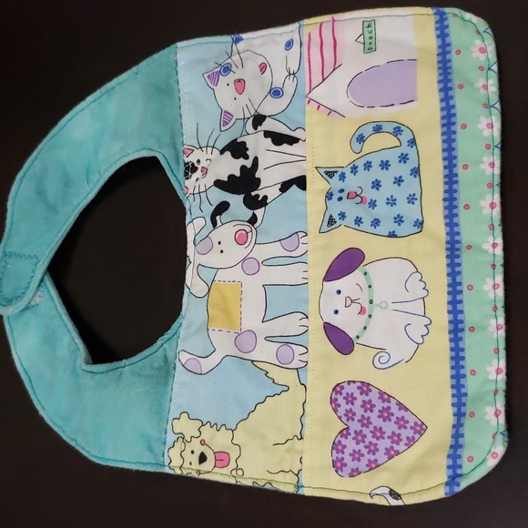 Burp Clothes and Baby Bibs - Picture 16 of 16